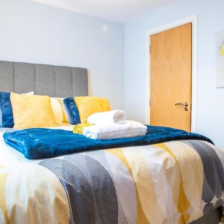 Newly Furnished Appartment Near Train Station 伍尔弗汉普顿 外观 照片
