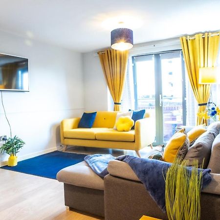 Newly Furnished Appartment Near Train Station 伍尔弗汉普顿 外观 照片