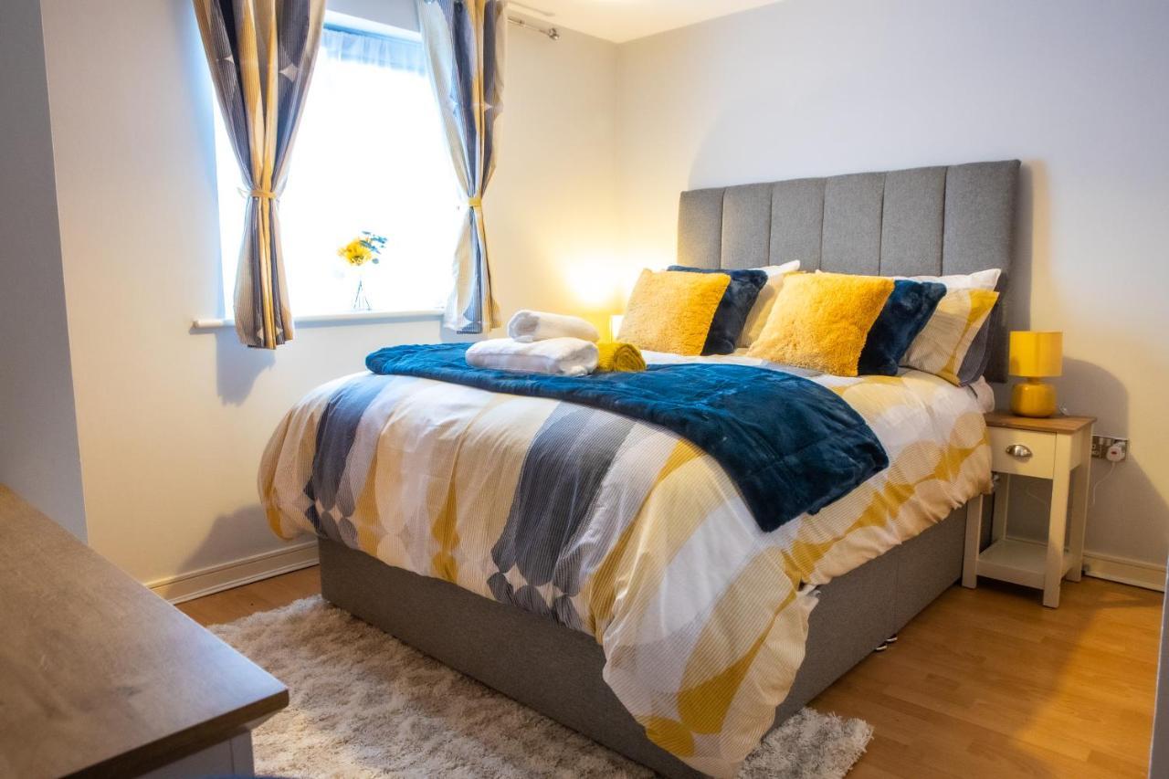 Newly Furnished Appartment Near Train Station 伍尔弗汉普顿 外观 照片