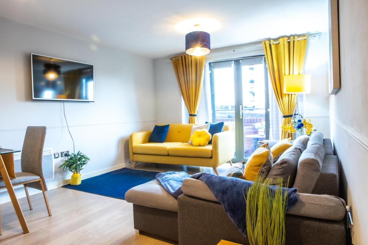 Newly Furnished Appartment Near Train Station 伍尔弗汉普顿 外观 照片